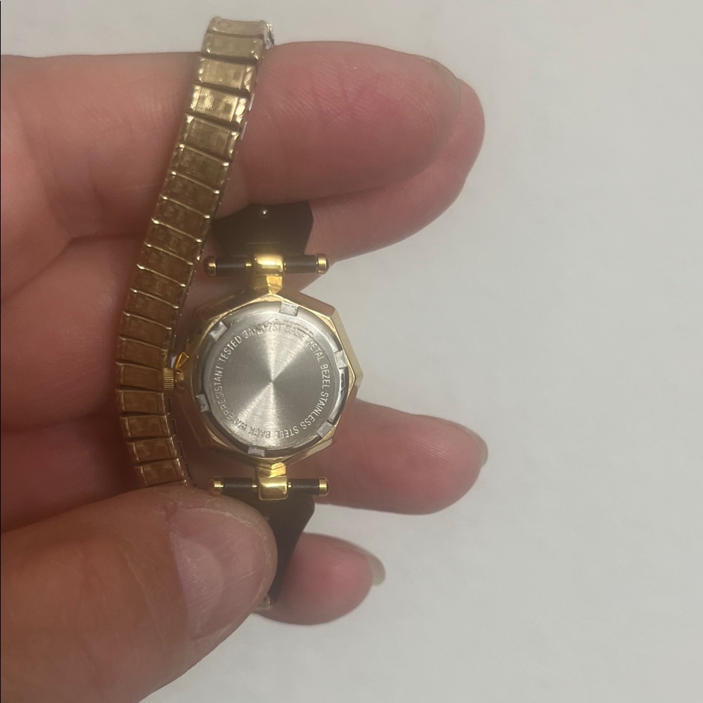 Watch - Picture 3 of 4
